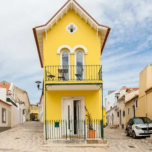 Lisbon Sea Side Chalet Paco de Arcos